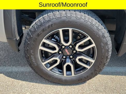 Used 2026 GMC Sierra 1500 AT4 w/ AT4 Premium Package AWD/4WD image 7