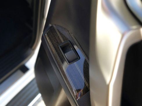 Used 2020 Lexus GX 460 Premium image 40