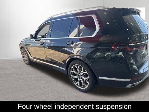 Used 2025 BMW X7 xDrive40i AWD/4WD image 13