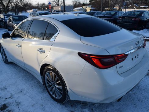 Used 2018 INFINITI Q50 Luxe w/ Essential Package (3.0T Luxe) image 7