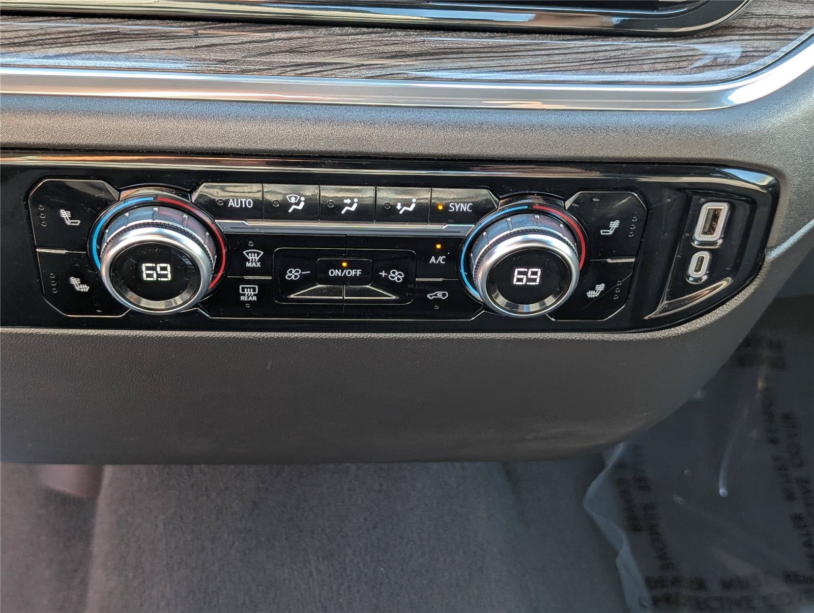 Used 2023 GMC Sierra 1500 Elevation AWD/4WD image 26