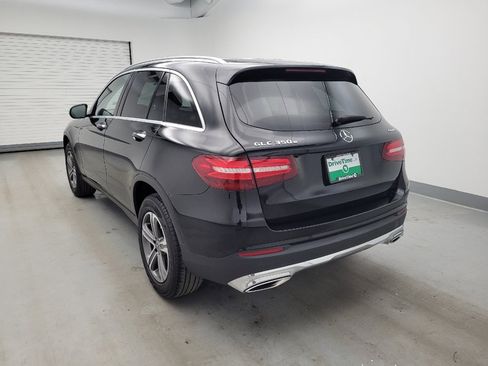 Used 2019 Mercedes-Benz GLC 350e 4MATIC w/ Premium Package image 5