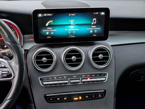 Used 2020 Mercedes-Benz GLC 300 300 image 17