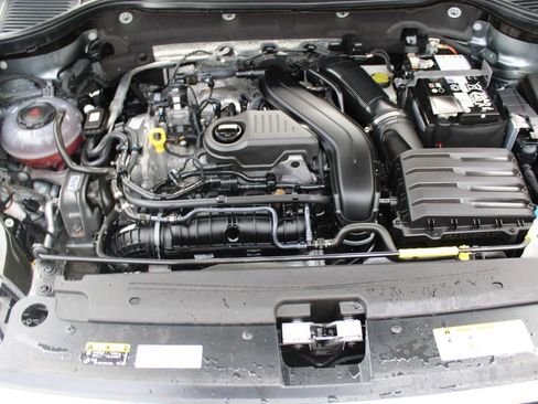 Certified 2024 Volkswagen Taos S image 27