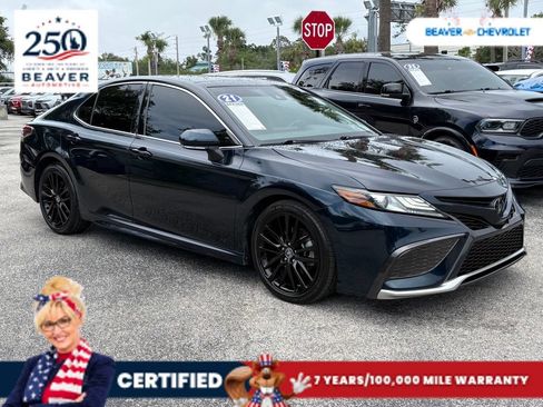 Used 2021 Toyota Camry XSE FWD image 9