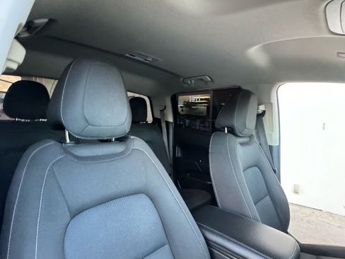 Used 2022 Chevrolet Colorado LT w/ LT Convenience Package image 26