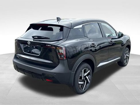 New 2026 Nissan Kicks SV FWD image 8