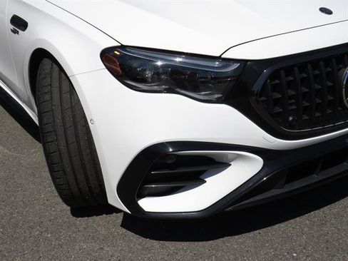 Certified 2025 Mercedes-Benz E 53 AMG e 4MATIC Sedan image 33