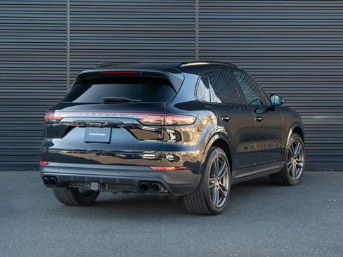 Used 2022 Porsche Cayenne S AWD/4WD image 8