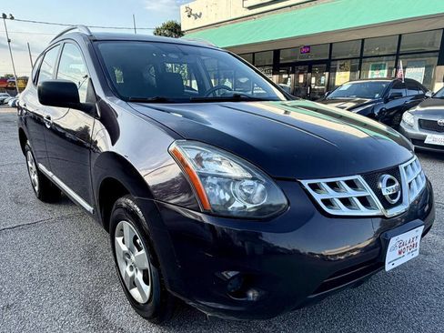Used 2015 Nissan Rogue S w/ Convenience Package AWD/4WD image 3