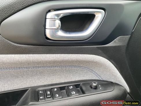 Certified 2022 Jeep Compass Latitude image 23