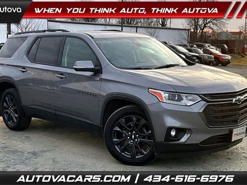 Used 2021 Chevrolet Traverse RS w/ LPO, Floor Liner Package image 1