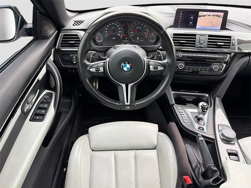 Used 2020 BMW M4 Convertible w/ Competition Package image 24