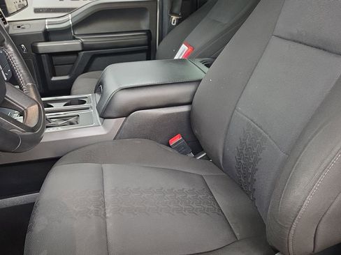 Used 2020 Ford F150 XLT w/ Equipment Group 302A Luxury AWD/4WD image 6