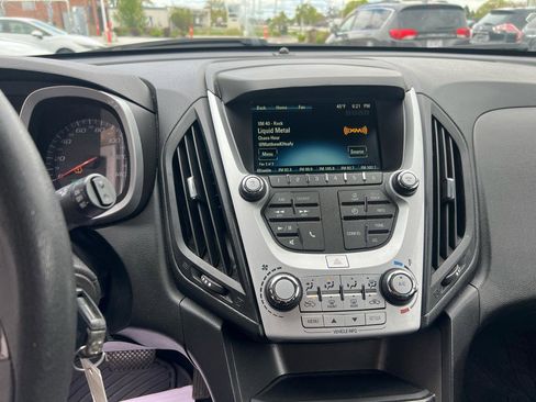 Used 2016 Chevrolet Equinox LS FWD image 19