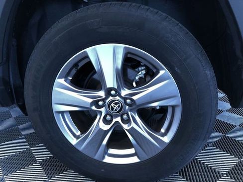 Certified 2025 Toyota RAV4 XLE AWD/4WD image 16
