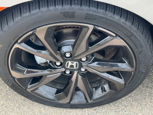 Used 2020 Honda Civic Sport image 22