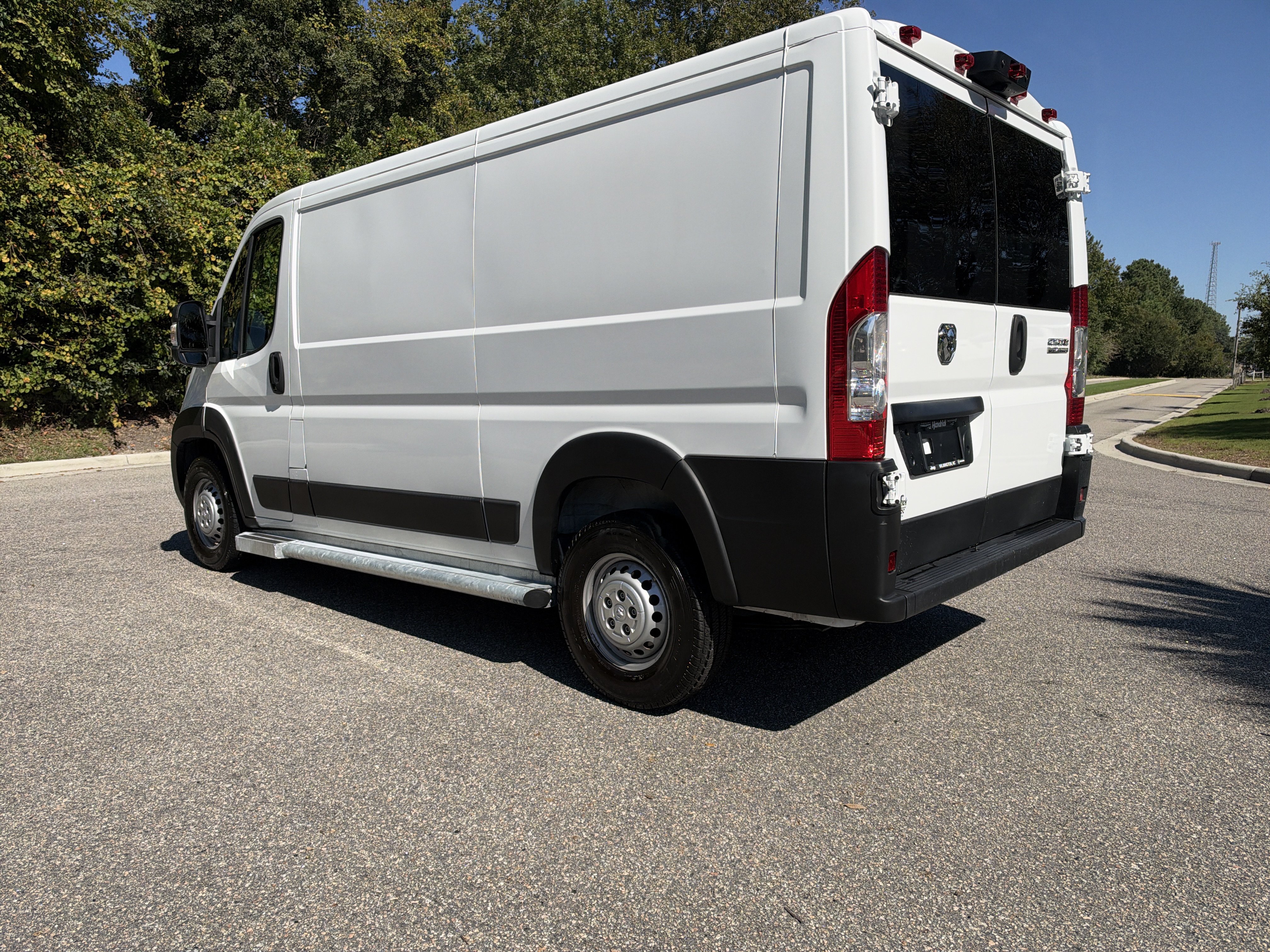 Used 2025 RAM ProMaster 2500 w/ U-Haul Equipment Group FWD image 7