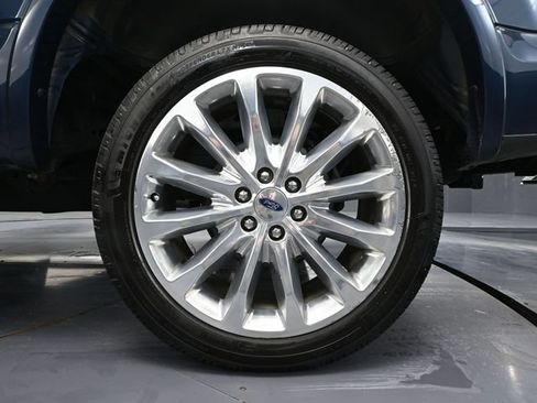 Used 2018 Ford F150 Limited w/ Trailer Tow Package AWD/4WD image 14