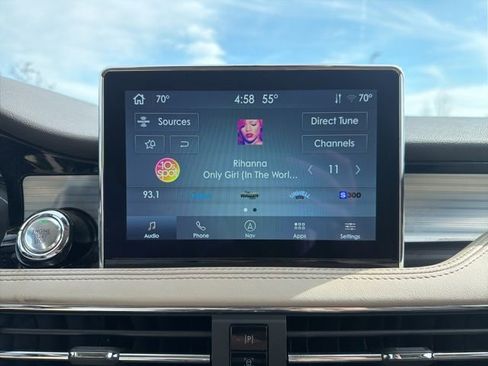 Used 2022 Lincoln Corsair AWD w/ Premium Package image 29