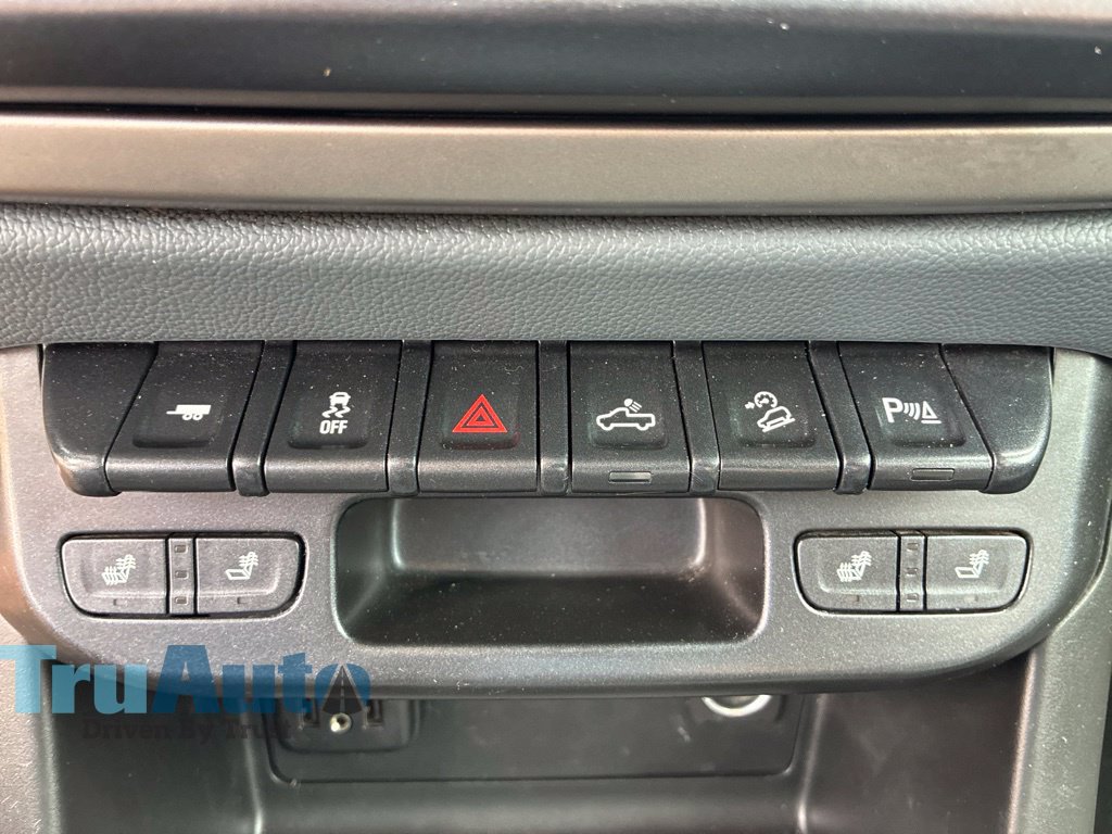 Used 2020 Chevrolet Colorado Z71 AWD/4WD image 34