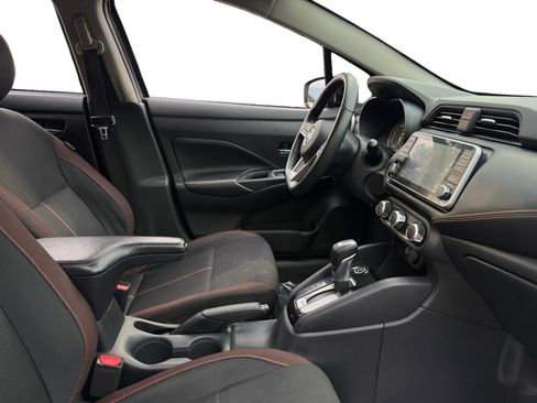 Used 2021 Nissan Versa SR image 14