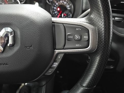 Used 2024 RAM 3500 Tradesman w/ Chrome Appearance Group AWD/4WD image 20