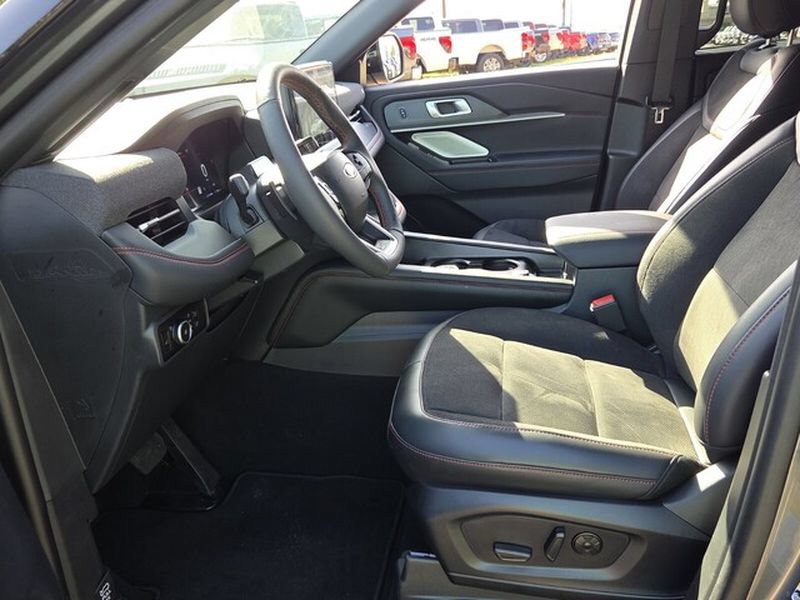 Used 2026 Ford Explorer ST w/ Sun And Sound Package RWD image 6