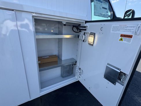 New 2025 Ford E-350 and Econoline 350 Super Duty w/ Power Equipment Group RWD image 17