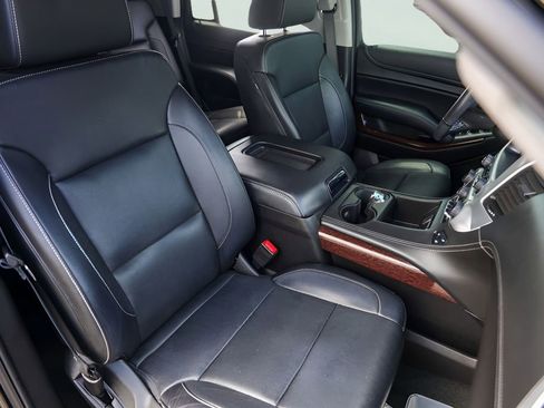 Used 2018 GMC Yukon SLT w/ HD Trailering Package RWD image 35