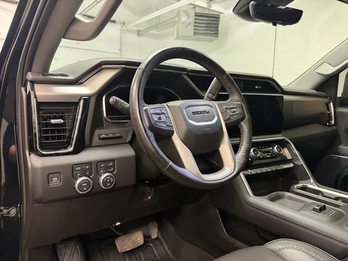 Used 2024 GMC Sierra 2500 Denali w/ Denali Reserve Package AWD/4WD image 4