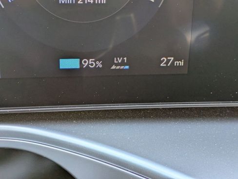 New 2026 Hyundai Ioniq 9 SE image 17