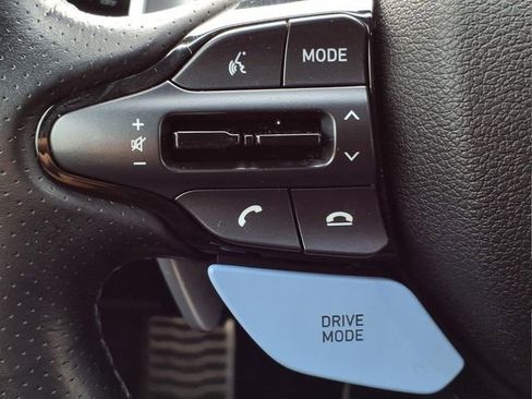 Certified 2021 Hyundai Veloster N image 19