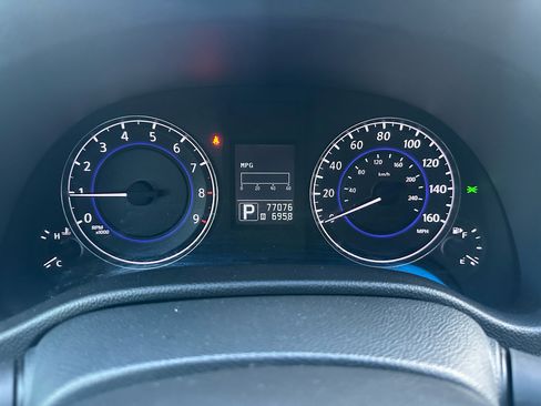 Used 2014 INFINITI Q60 Journey w/ Premium Package image 34