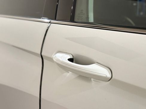 Used 2022 Ford Edge SEL w/ Convenience Package image 14