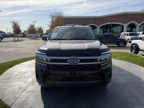 Certified 2024 Ford Expedition Max XLT image 2