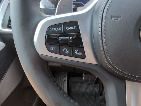 Used 2025 BMW X5 xDrive40i w/ M Sport Package AWD/4WD image 19