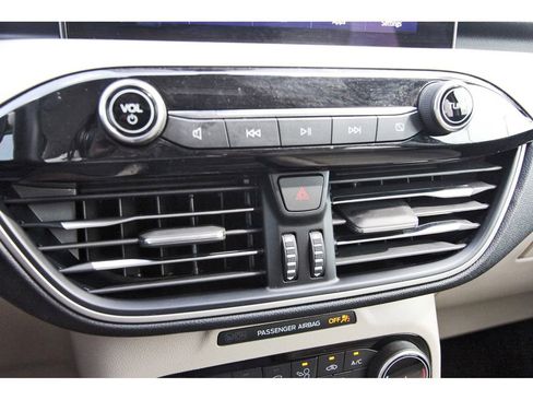 Used 2022 Ford Escape SEL FWD image 27