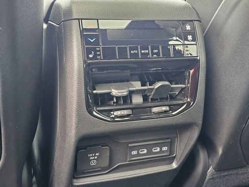 New 2026 Jeep Grand Cherokee L Limited AWD/4WD image 35