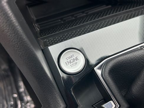 New 2026 Volkswagen Taos SE FWD image 28