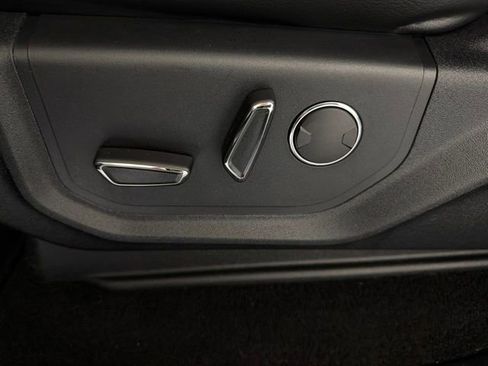 Used 2019 Ford F250 Lariat w/ Lariat Ultimate Package AWD/4WD image 18