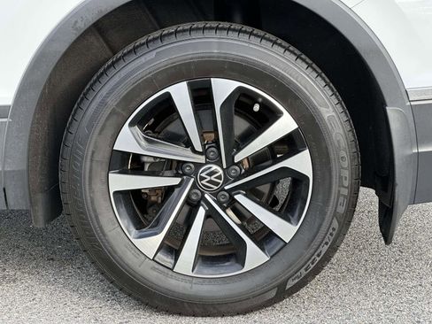 Used 2023 Volkswagen Tiguan S FWD image 16