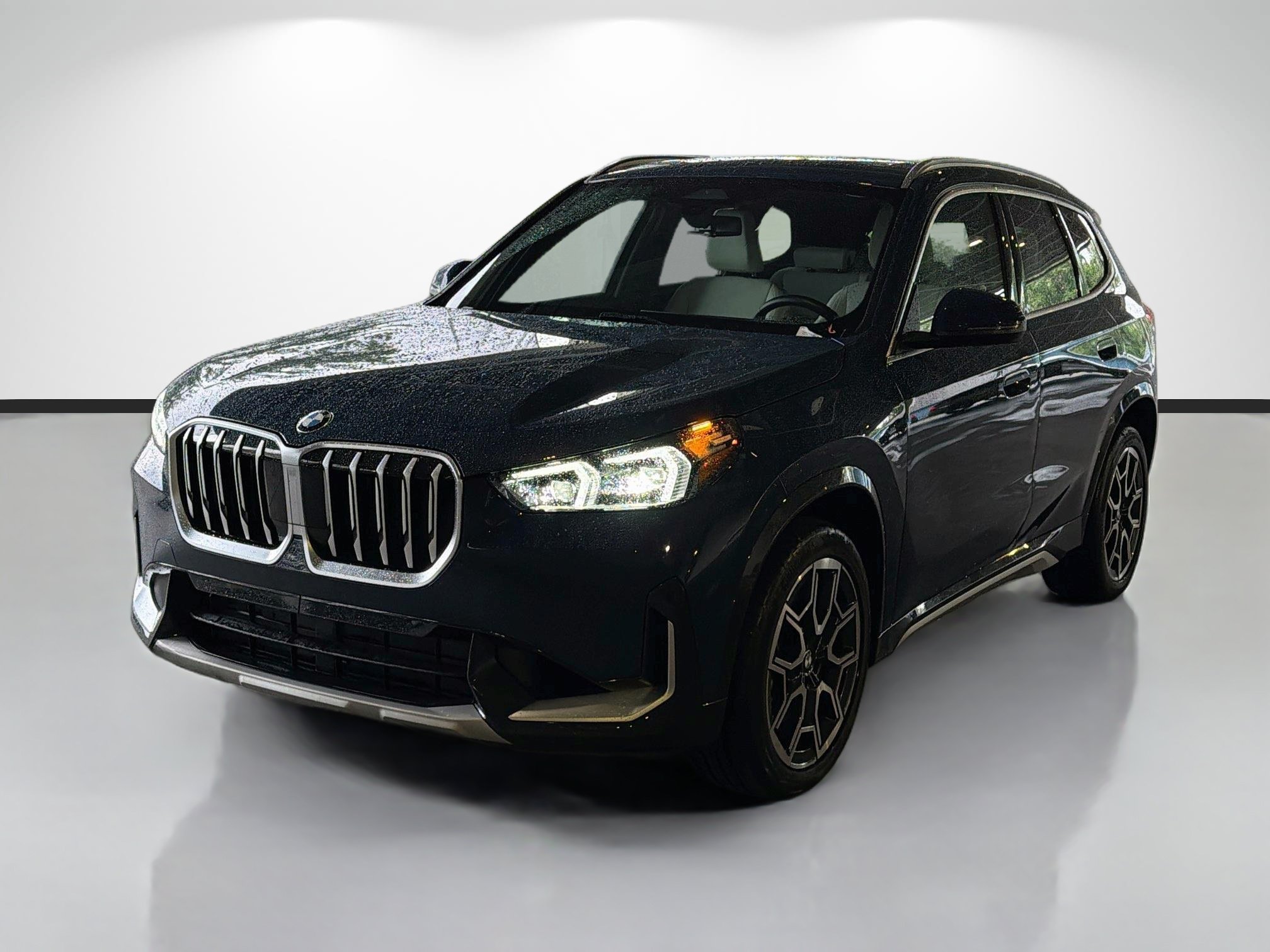 Used 2026 BMW X1 xDrive28i w/ Convenience Package AWD/4WD image 7