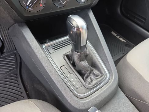 Used 2017 Volkswagen Jetta S FWD image 15