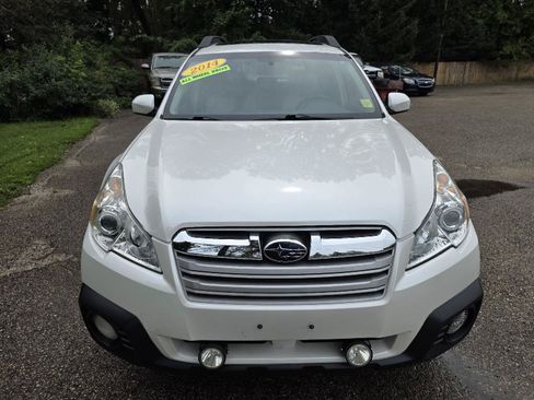 Used 2014 Subaru Outback 2.5i Limited AWD/4WD image 5