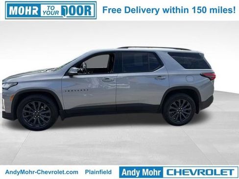Used 2023 Chevrolet Traverse RS w/ LPO, Floor Liner Package AWD/4WD image 2