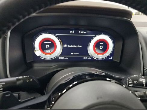 Used 2023 Nissan Rogue Platinum w/ Platinum Premium Package image 5