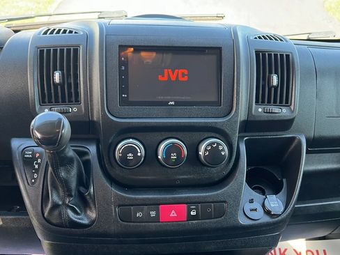 Used 2014 RAM ProMaster 2500 w/ Interior Convenience Group FWD image 21