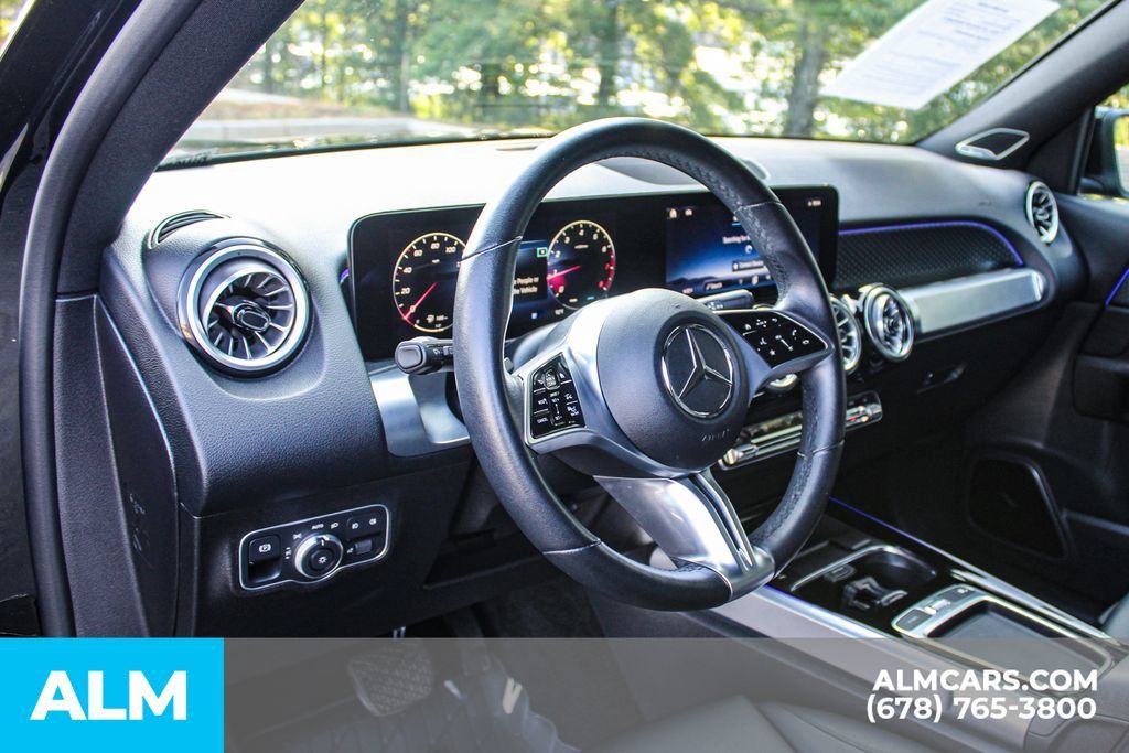 Used 2024 Mercedes-Benz GLB 250 4MATIC image 22