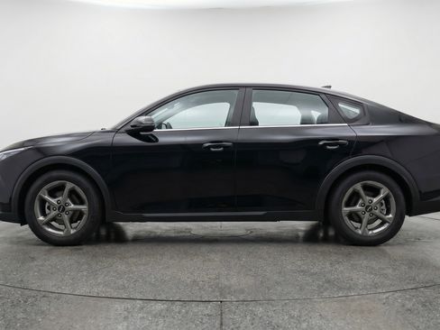 Used 2025 Kia K4 LXS image 5